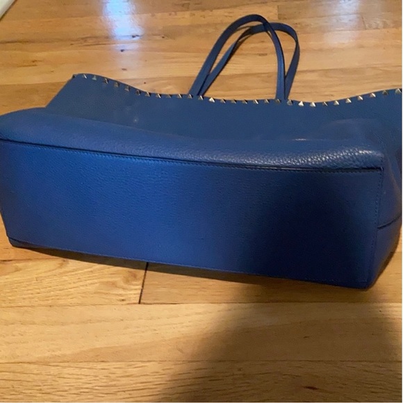 Excellent Condition! - Valentino Blue Rockstud Tote! - Picture 4 of 4